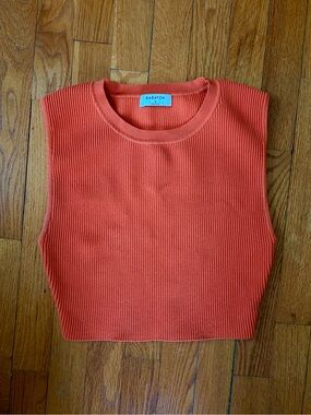 Aritzia Babaton Ribbed Cropped Tank Top orange M